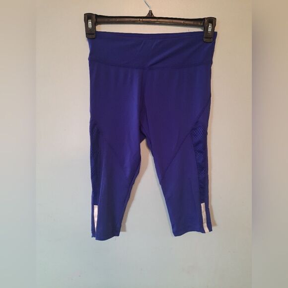Marika Cropped workout leggings medium M Purple Reflective - Picture 1 of 3